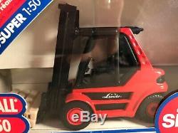 Diecast SIKU 2619 Linde Forklift Truck, 150 Scale boxed