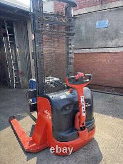 Forklift Truck Linde L14AS Electric Stacker Truck