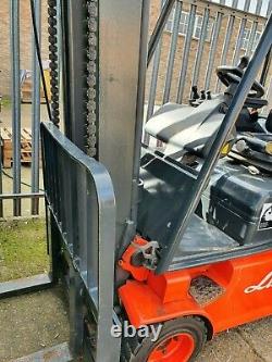 LINDE E18 ELECTRIC 4 WHEEL 1.8T FORKLIFT TRUCK, perfect working order, LOW Mil