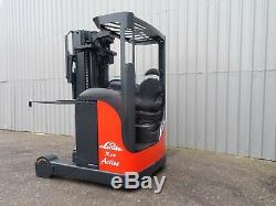 LINDE R14s USED ELECTRIC REACH FORKLIFT TRUCK. (#2572)