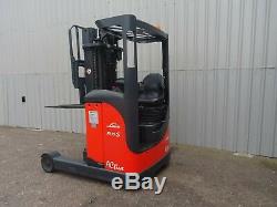 LINDE R16s USED ELECTRIC REACH FORKLIFT TRUCK. (#2456)