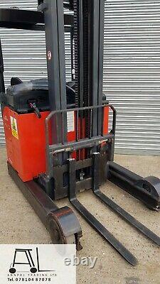 LINDE R20S 2000kg ELECTRIC REACH TRUCK FORKLIFT 5200mm HIGH REACH LOW HOURS