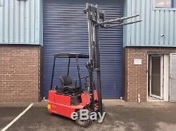 Linde E15 Compact Electric Fork Lift Truck FLT 2750 Height