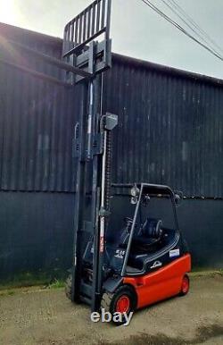 Linde E25 Electric Counterbalance Forklift Truck- Full Free Lift Triple Mast-Con