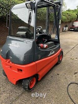 Linde E25 Electric Fork Lift Truck 2007 Model