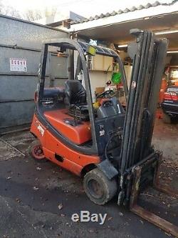 Linde H18T counterbalance forklift truck