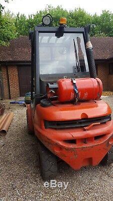 Linde H30t 351 Gas Forklift Truck 2003, 3000 KG Lift Capacity In Very Good Con