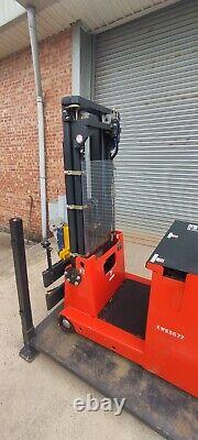Linde L10ac Forklift Stacker Truck 24v 50 Hours On The Clock 1 Ton Lift 3.9m