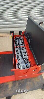 Linde L10ac Forklift Stacker Truck 24v 50 Hours On The Clock 1 Ton Lift 3.9m
