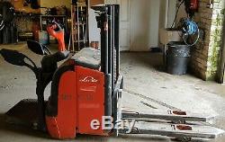 Linde L14 Electric Pallet Stacker Forklift Truck Folding Platform & Guards