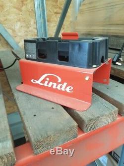 Linde MT12 Electric Pallet Truck