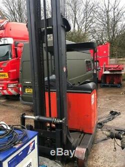 Linde R14 Electric Reach Forklift Truck