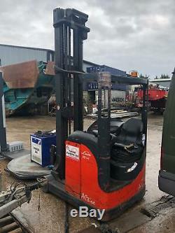 Linde R14 Electric Reach Forklift Truck