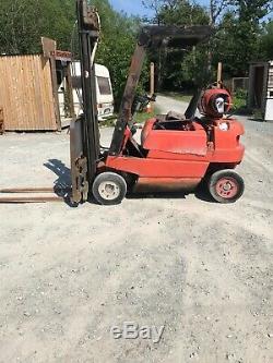 Linde gas fork lift truck. Spares/repairs