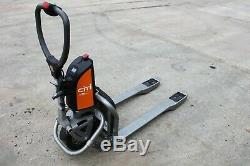 Still citi on electric pallet truck, forklift, linde citi, full electric stacker