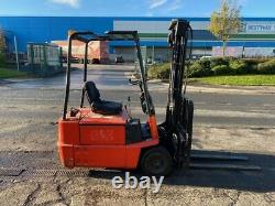 Used 3 Wheel electric Forklift truck Linde E15 3.3M lift height 1500 KG