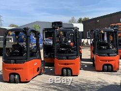 Linde E18 Chariot Électrique / Toyota / Nissan / Caterpillar Plus De 30 Camions Électriques