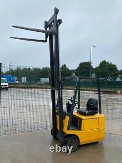 Toujours R50-12 1,2 Tonne Batterie Powered Forklift Stack Pallet Camion Linde Toyota